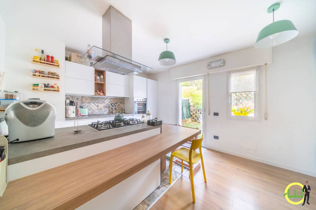 casa indipendente in vendita a Gemona del Friuli