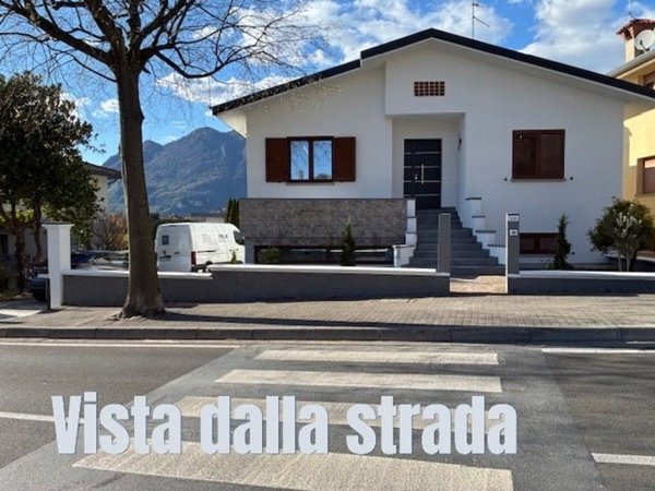 casa indipendente in vendita a Gemona del Friuli