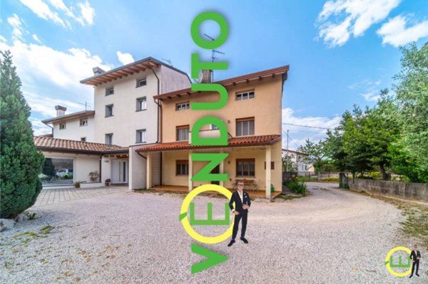 casa indipendente in vendita a Gemona del Friuli