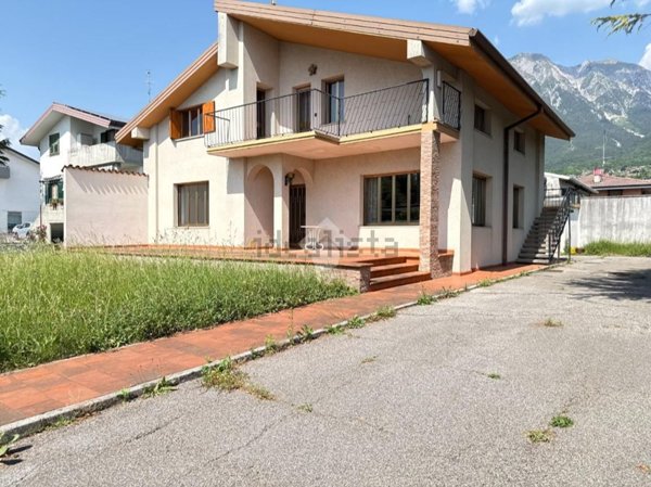casa indipendente in vendita a Gemona del Friuli