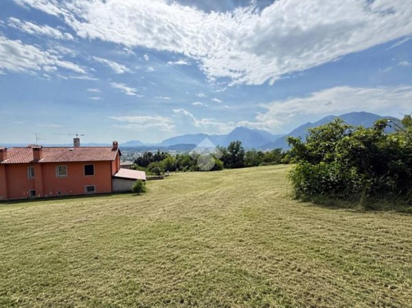 terreno edificabile in vendita a Gemona del Friuli in zona Stalis