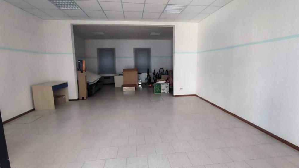 locale commerciale in vendita a Gemona del Friuli