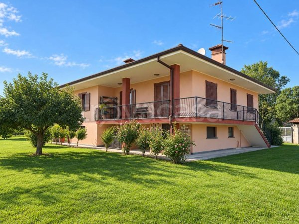 casa indipendente in vendita a Gemona del Friuli in zona Piovega