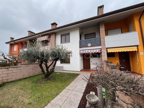 casa indipendente in vendita a Gonars