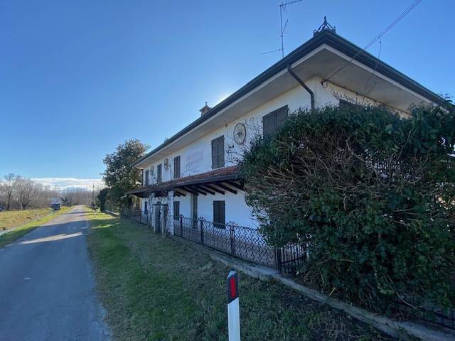casa indipendente in vendita a Gonars