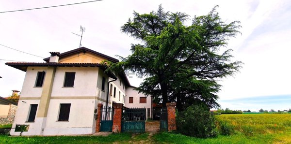 casa indipendente in vendita a Gonars in zona Fauglis