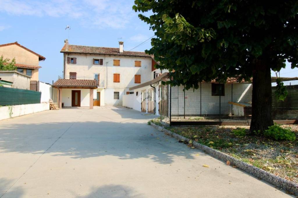casa indipendente in vendita a Gonars