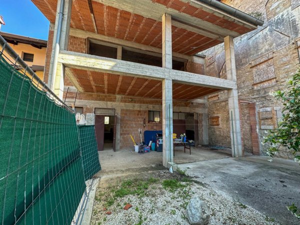 locale di sgombero in vendita a Gonars in zona Ontagnano