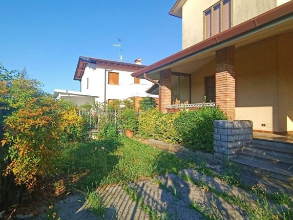 casa indipendente in vendita a Gonars