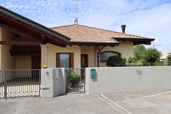 casa indipendente in vendita a Gonars