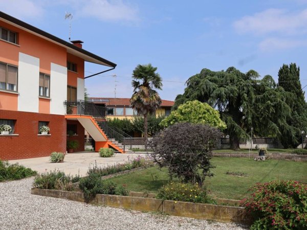 casa indipendente in vendita a Gonars