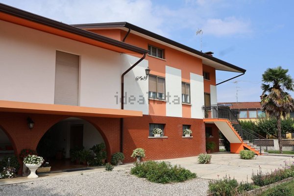 casa indipendente in vendita a Gonars