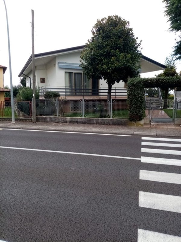 casa indipendente in vendita a Gonars