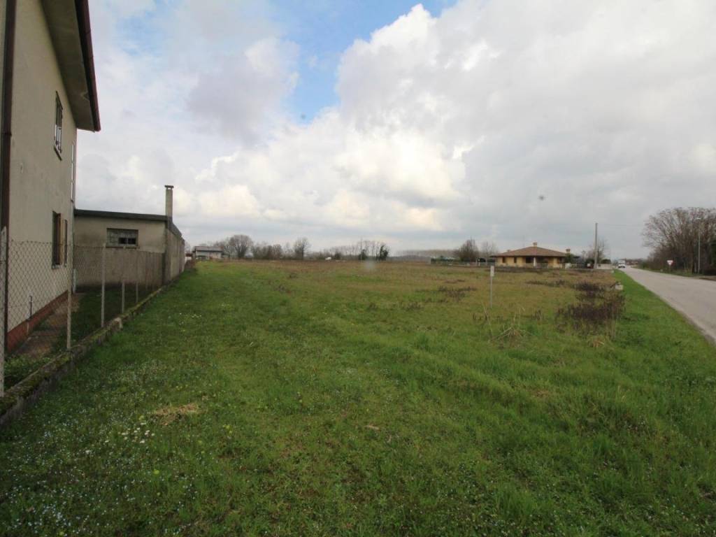 casa indipendente in vendita a Gonars