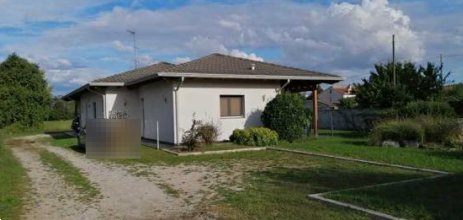 casa indipendente in vendita a Gonars