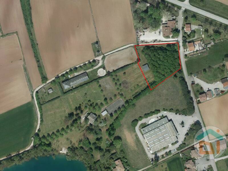 terreno edificabile in vendita a Gonars