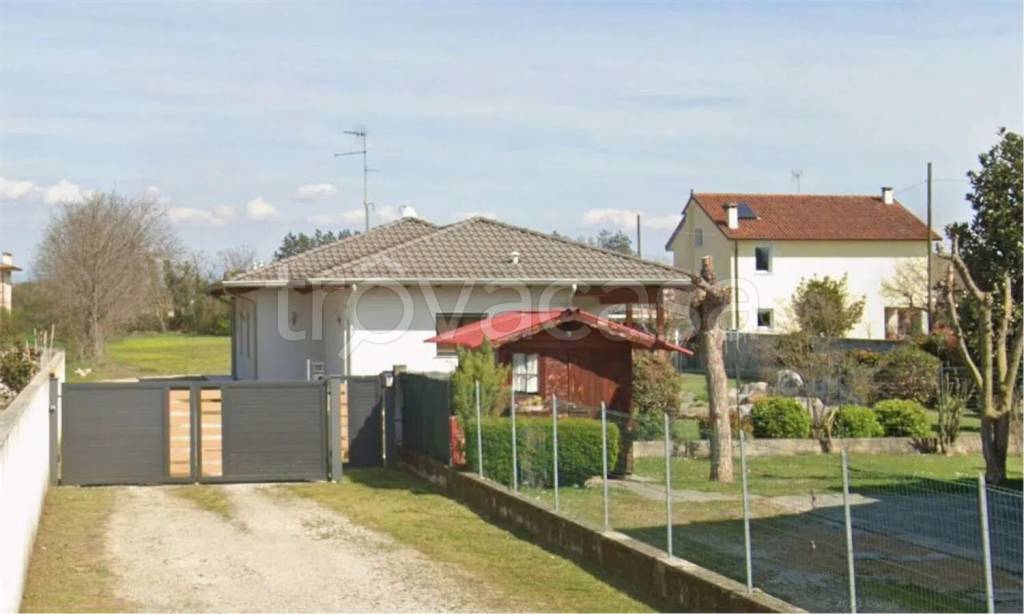 casa indipendente in vendita a Gonars