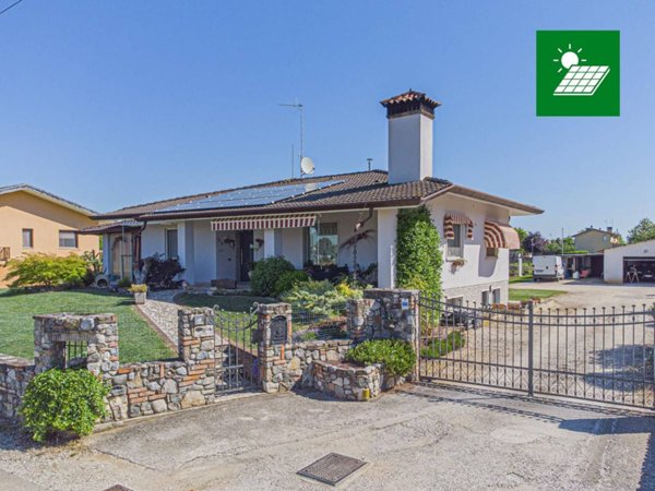 casa indipendente in vendita a Gonars