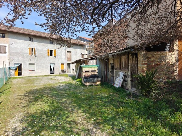 casa indipendente in vendita a Gonars