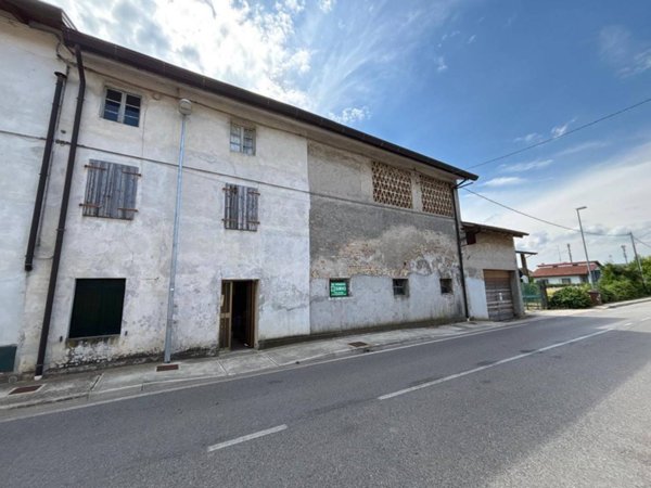 casa indipendente in vendita a Gonars