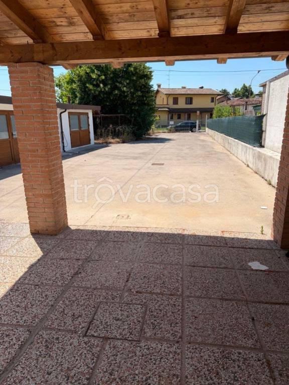 casa indipendente in vendita a Gonars in zona Fauglis