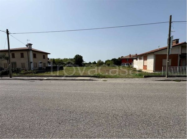 terreno in vendita a Gonars