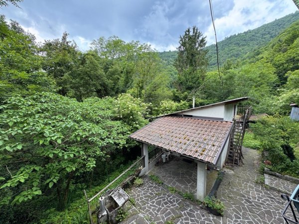 casa indipendente in vendita a Grimacco