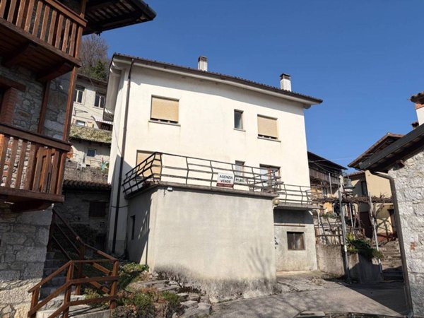 casa indipendente in vendita a Grimacco