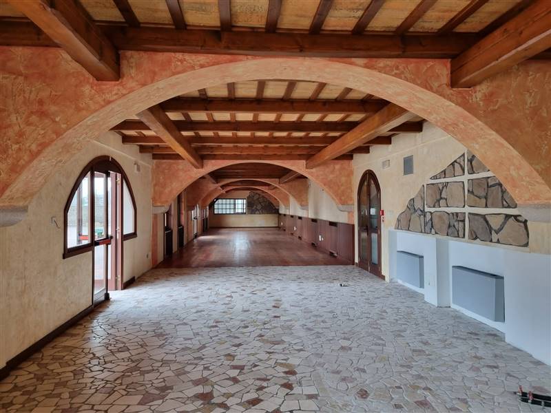 negozio in vendita a Latisana in zona Pertegada