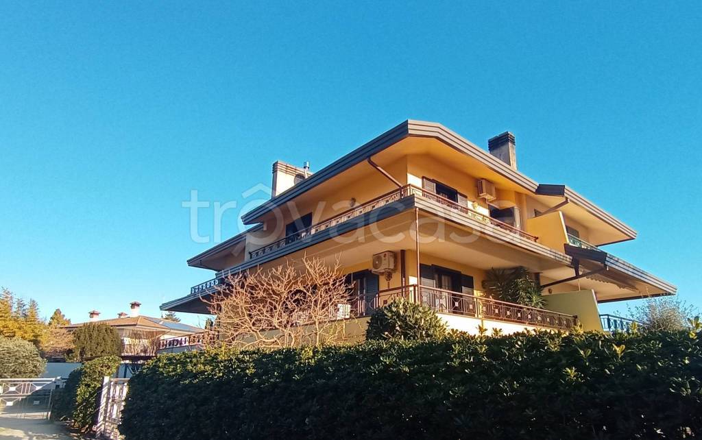 casa indipendente in vendita a Latisana in zona Bevazzana