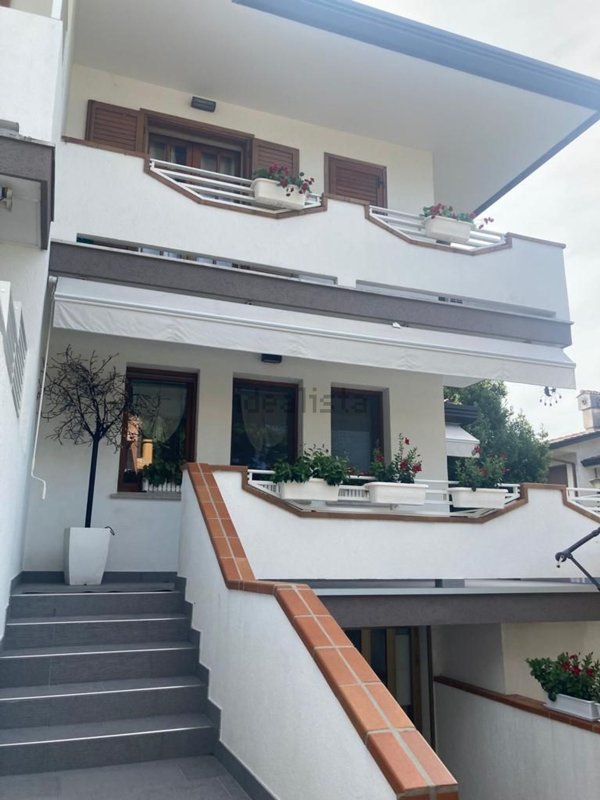 casa indipendente in vendita a Latisana in zona Bevazzana