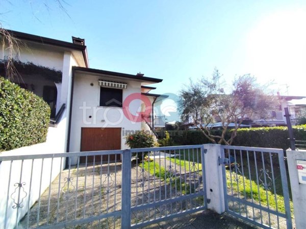 casa indipendente in vendita a Latisana