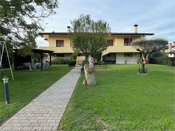 casa indipendente in vendita a Latisana in zona Paludo