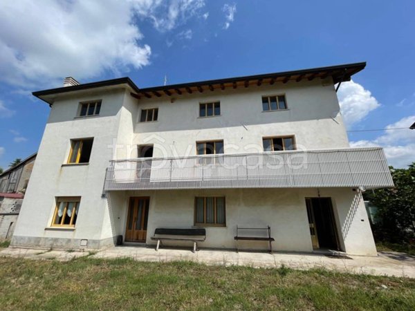 casa indipendente in vendita a Latisana