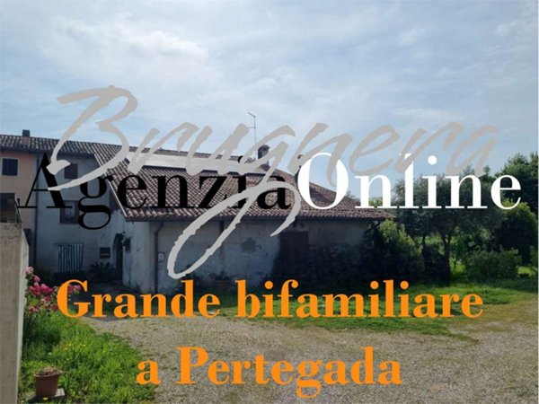 casa indipendente in vendita a Latisana in zona Pertegada
