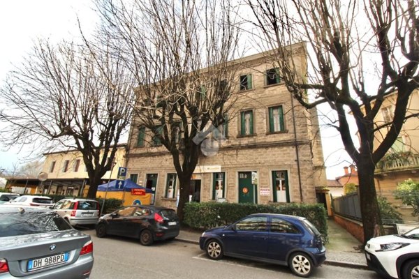 locale commerciale in vendita a Latisana