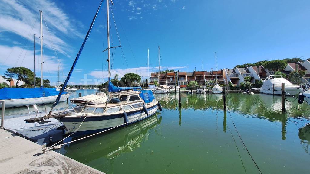 casa indipendente in vendita a Latisana in zona Bevazzana