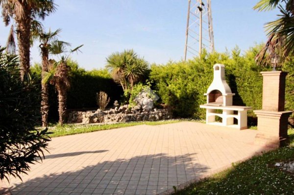 casa indipendente in vendita a Latisana in zona Bevazzana