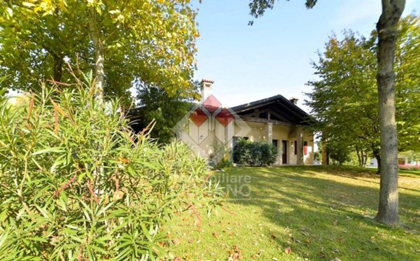casa indipendente in vendita a Latisana