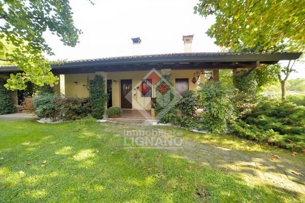 casa indipendente in vendita a Latisana