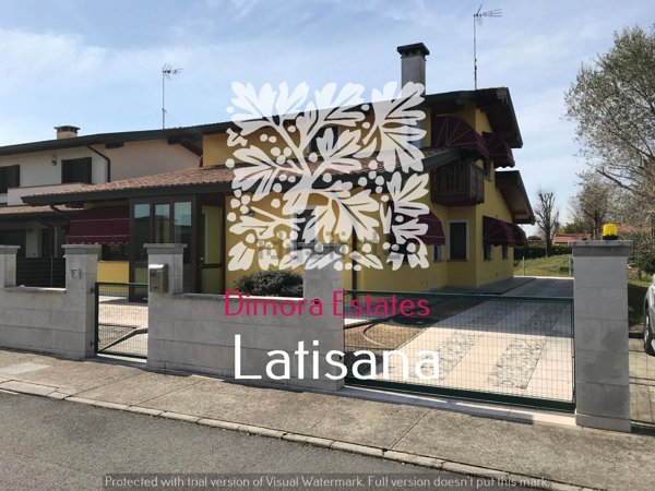 casa indipendente in vendita a Latisana