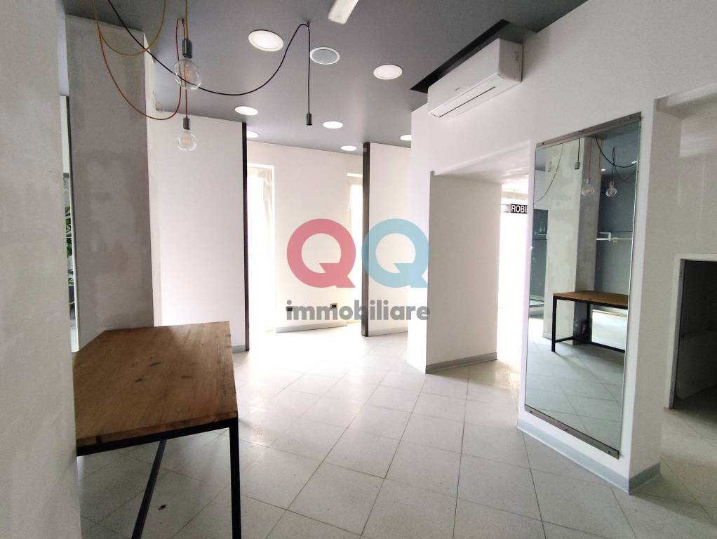 locale commerciale in vendita a Latisana