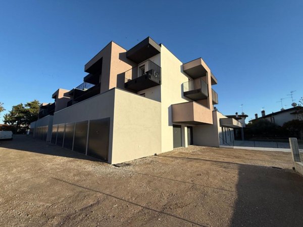 appartamento in vendita a Latisana