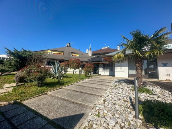 casa indipendente in vendita a Latisana