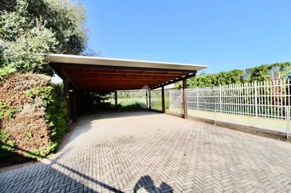 casa indipendente in vendita a Latisana in zona Bevazzana