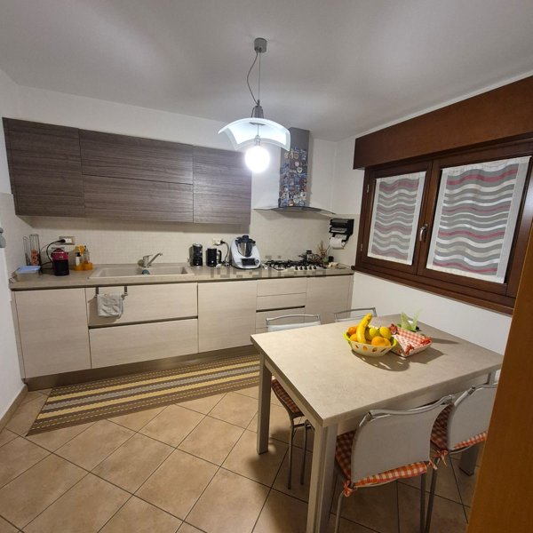 casa indipendente in vendita a Latisana in zona Pertegada