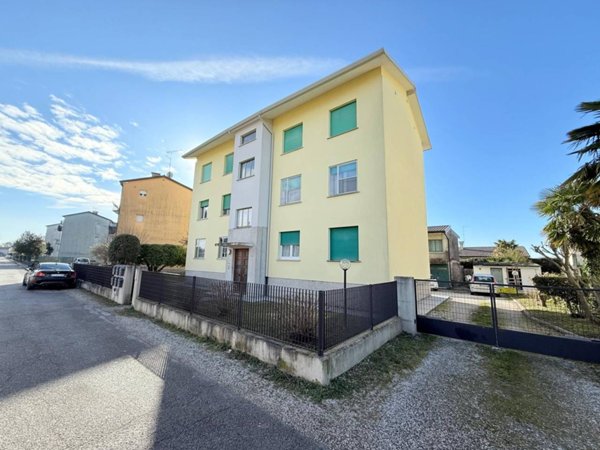 appartamento in vendita a Latisana