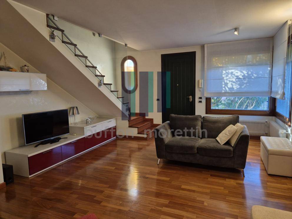 casa indipendente in vendita a Latisana