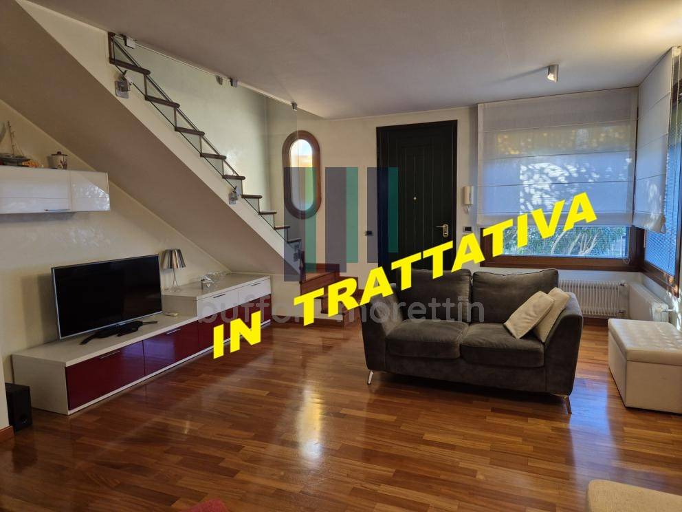 casa indipendente in vendita a Latisana