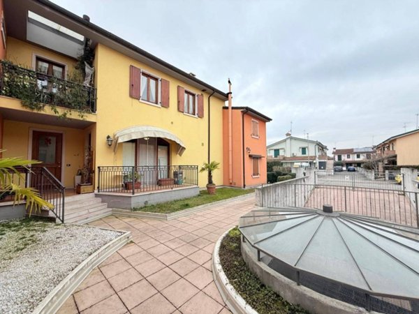 appartamento in vendita a Latisana